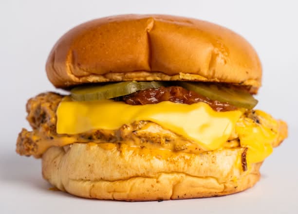 Chicken Chipotle – Quincho's Smash Burger, Jaco Restaurants